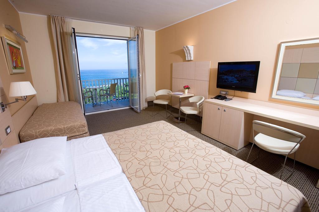 Hotel Mirta - San Simon Resort Izola Szoba fotó